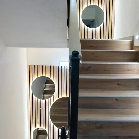 Pool Lena - Lux 5 Vrdnik